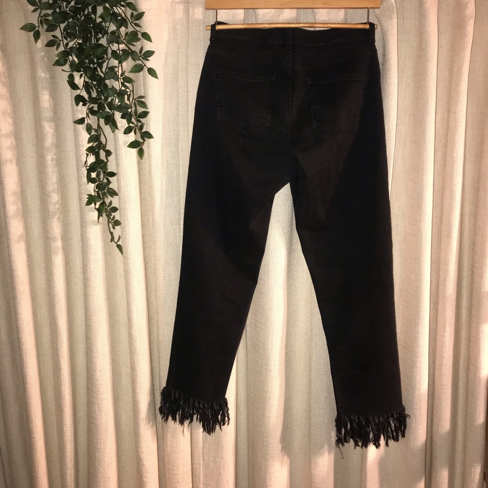 Denim - Picture 3 of 9